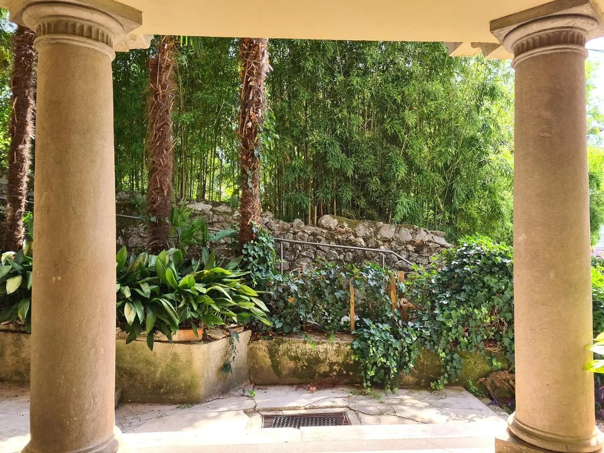 Apartment Georgina أوباتيا