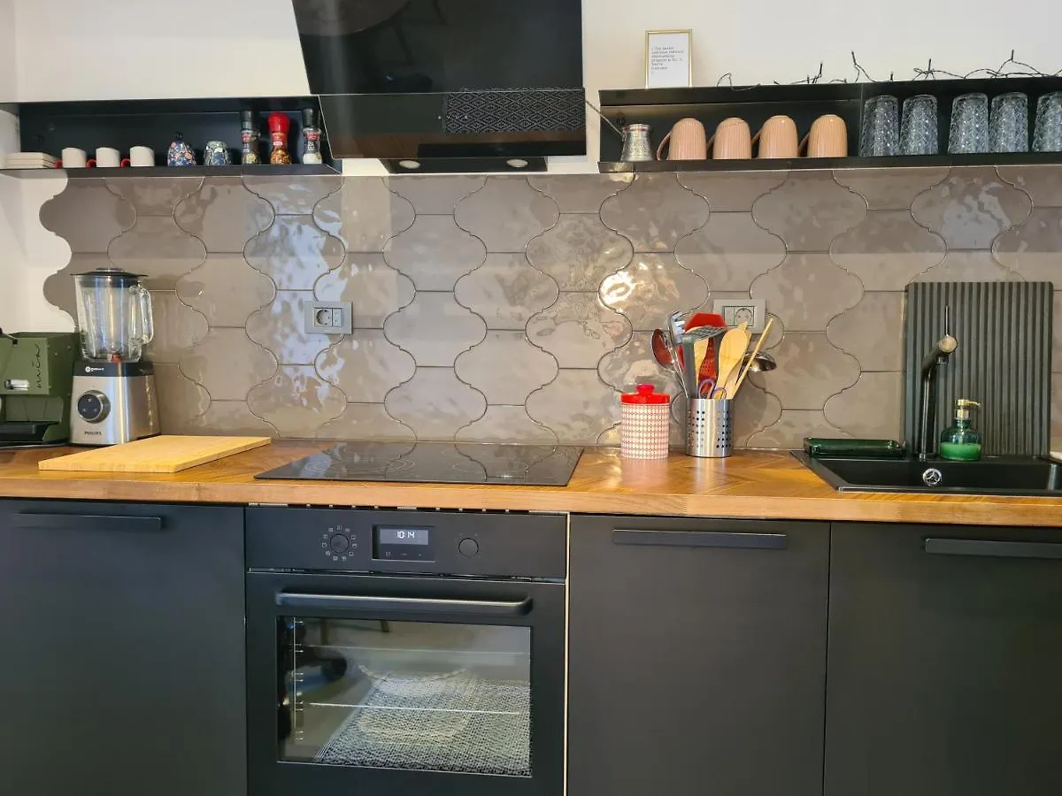 Apartment Georgina أوباتيا