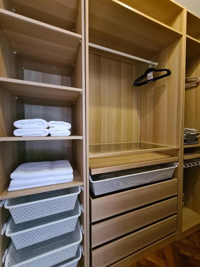 Apartment Georgina أوباتيا